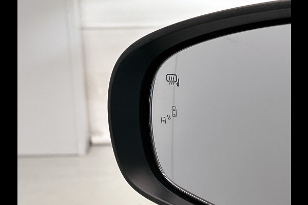 Suzuki Vitara 1.4 130PK Smart Hybrid / Panoramadak / Trekhaak / 1/2 Leder / Airco-ecc. / Pdc.V+A / Radio multimedia /