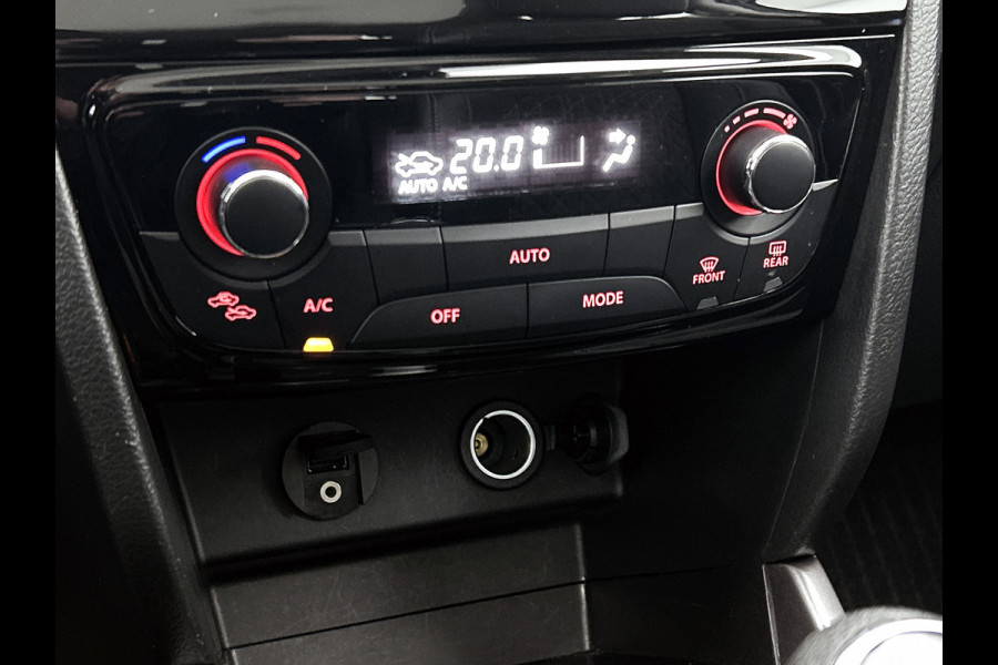 Suzuki Vitara 1.4 130PK Smart Hybrid / Panoramadak / Trekhaak / 1/2 Leder / Airco-ecc. / Pdc.V+A / Radio multimedia /