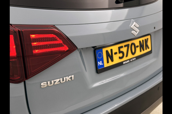 Suzuki Vitara 1.4 130PK Smart Hybrid / Panoramadak / Trekhaak / 1/2 Leder / Airco-ecc. / Pdc.V+A / Radio multimedia /