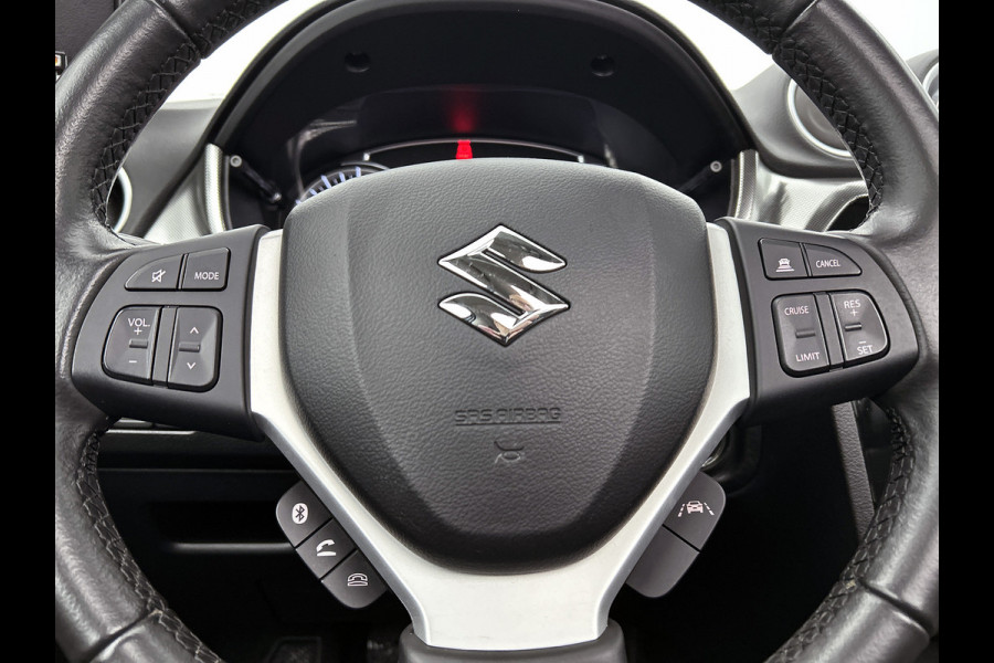Suzuki Vitara 1.4 130PK Smart Hybrid / Panoramadak / Trekhaak / 1/2 Leder / Airco-ecc. / Pdc.V+A / Radio multimedia /