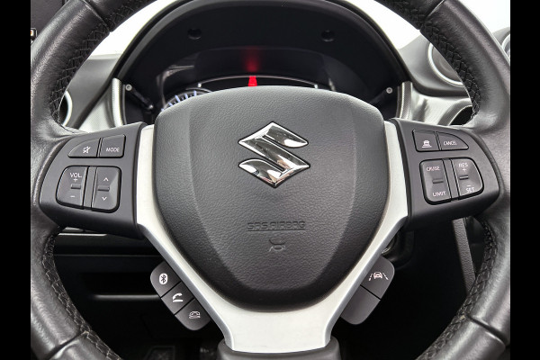 Suzuki Vitara 1.4 130PK Smart Hybrid / Panoramadak / Trekhaak / 1/2 Leder / Airco-ecc. / Pdc.V+A / Radio multimedia /