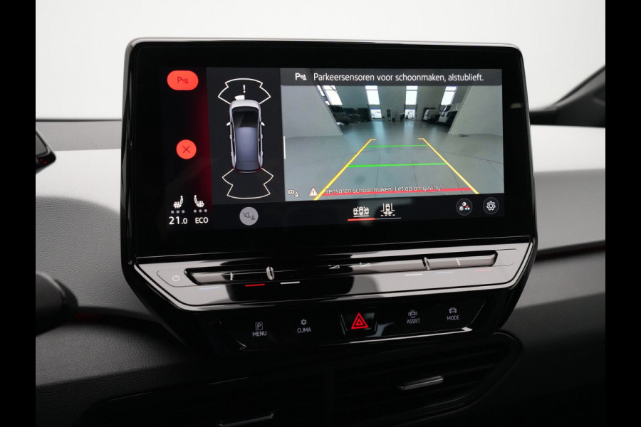 Volkswagen ID.3 First Plus 58 kWh Navigatie Carplay stoel/stuurverwarming Camera Demo TH