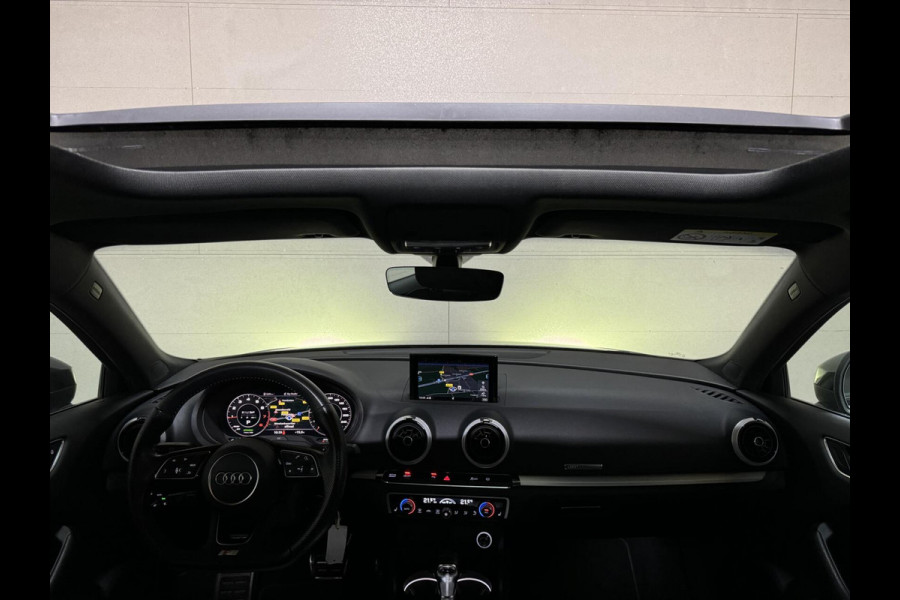 Audi A3 Sportback 35 TFSI 3x S-Line Black Edition Pano NAP
