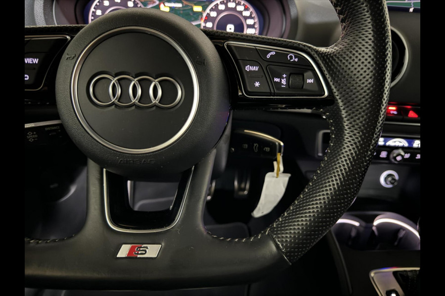 Audi A3 Sportback 35 TFSI 3x S-Line Black Edition Pano NAP