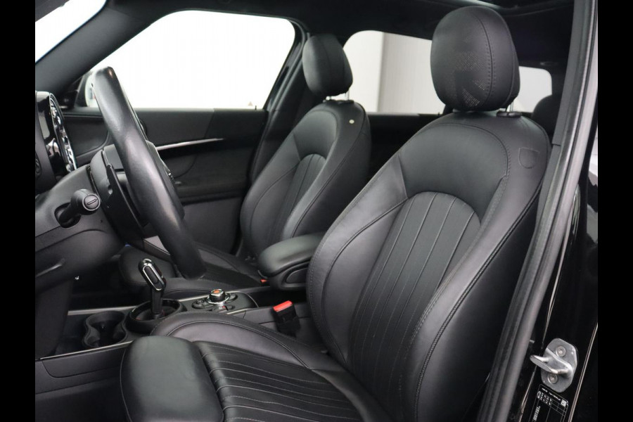 MINI Countryman 2.0 John Cooper Works ALL4 Chili | Panoramadak | Leder | Adaptive cruise | Stoelverwarming | Head-Up | Camera | Memory | Carplay | Navigatie | Full LED | Origineel NL