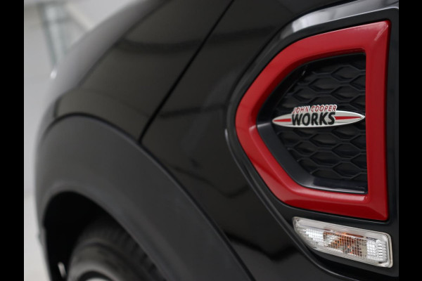 MINI Countryman 2.0 John Cooper Works ALL4 Chili | Panoramadak | Leder | Adaptive cruise | Stoelverwarming | Head-Up | Camera | Memory | Carplay | Navigatie | Full LED | Origineel NL