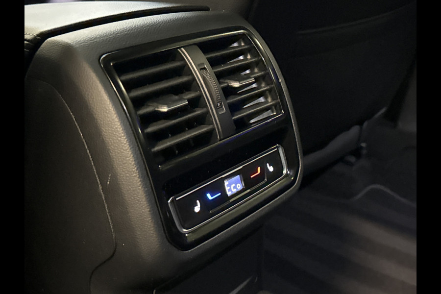 Volkswagen Arteon Shooting Brake eHYBRID 218PK DSG R-LINE BUSINESS+ TREKHAAK/360CAMERA/PANORAMADAK