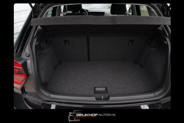 Volkswagen Polo 1.0 TSI Carplay Parkeersensoren Navi Adapt C