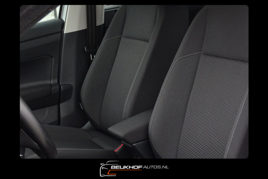 Volkswagen Polo 1.0 TSI Carplay Parkeersensoren Navi Adapt C