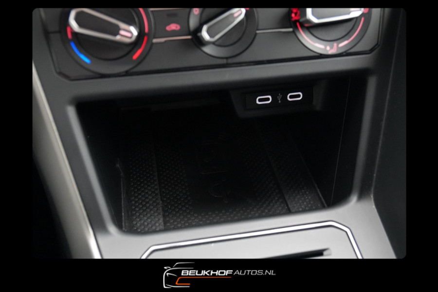 Volkswagen Polo 1.0 TSI Carplay Parkeersensoren Navi Adapt C