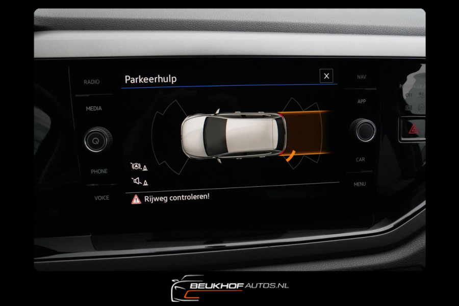 Volkswagen Polo 1.0 TSI Carplay Parkeersensoren Navi Adapt C