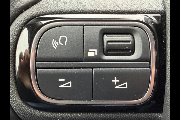 Citroën C3 110pk Shine (Keyless Entry - Camera - Navigatie - Automatische Airco - LED - Apple Carplay)