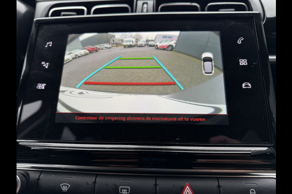 Citroën C3 110pk Shine (Keyless Entry - Camera - Navigatie - Automatische Airco - LED - Apple Carplay)