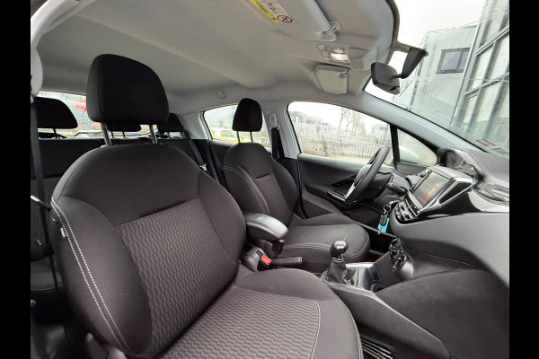 Peugeot 208 1.2 PureTech Blue Lion / APK