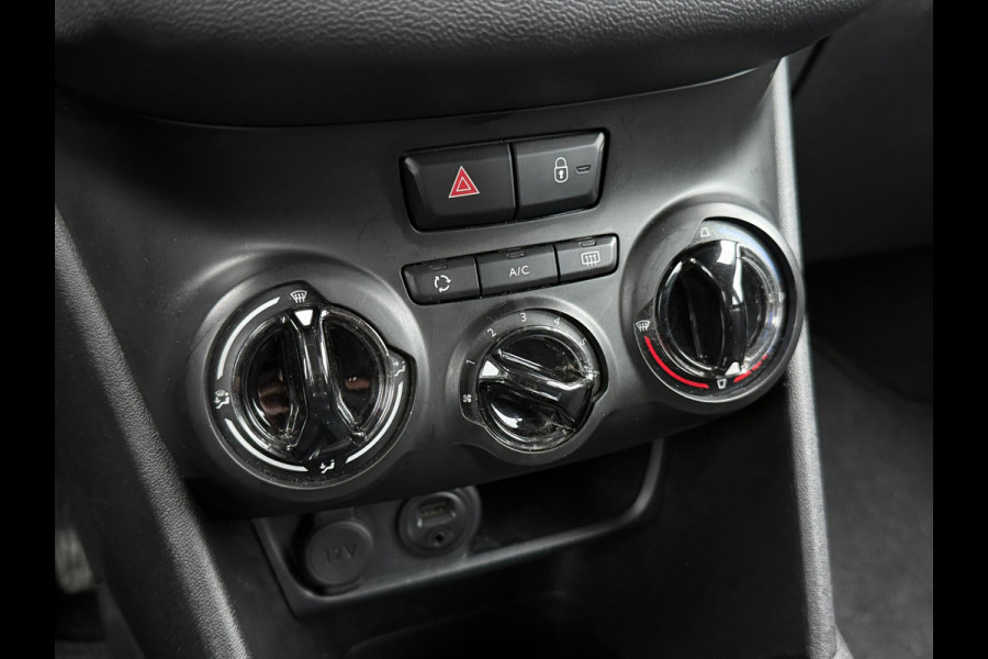 Peugeot 208 1.2 PureTech Blue Lion / APK