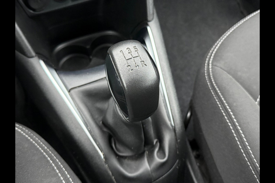 Peugeot 208 1.2 PureTech Blue Lion / APK