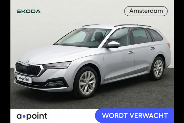 Škoda Octavia Combi 1.0 TSI Style 110pk | Navigatie | Parkeersensoren voor en achter | Apple Carplay -/ Andriod auto |  Verwambare voorstoelen