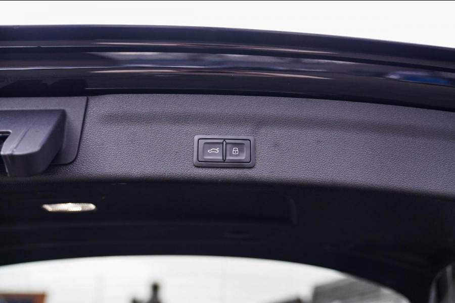 Audi RS6 Avant RS6 TFSI Quattro | B&O Advanced | Dynamic PLUS pakket | Keramisch | 360cam | HuD | Competition Velgen | Nightvision