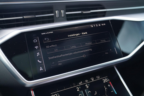 Audi RS6 Avant RS6 TFSI Quattro | B&O Advanced | Dynamic PLUS pakket | Keramisch | 360cam | HuD | Competition Velgen | Nightvision