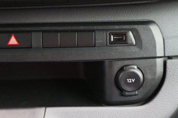 Peugeot Expert 2.0 BlueHDI 150 L3 Asphalt DC 4x4 Dangel 5-Zits, Climate, Cruise, Apple Carplay, Lane Assist, Trekhaak, PDC, 17''