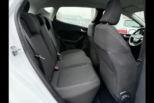 Ford Fiesta 1.0 EcoBoost Hybrid ST-Line X Navi,125pk,6 Bak,Carplay,Camera,Stoelverw,Stuurverw,Clima,Cruise,Pdc V+A,Lm velgen,N.A.P,Apk tot 04-2027