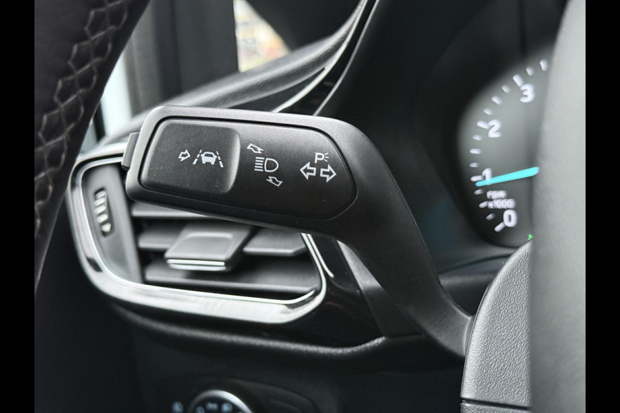 Ford Fiesta 1.0 EcoBoost Hybrid ST-Line X Navi,125pk,6 Bak,Carplay,Camera,Stoelverw,Stuurverw,Clima,Cruise,Pdc V+A,Lm velgen,N.A.P,Apk tot 04-2027