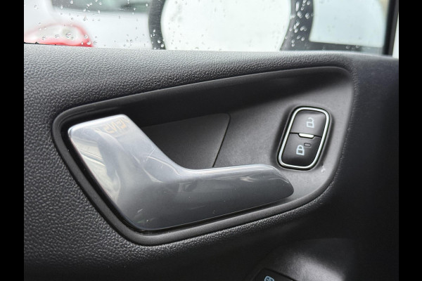 Ford Fiesta 1.0 EcoBoost Hybrid ST-Line X Navi,125pk,6 Bak,Carplay,Camera,Stoelverw,Stuurverw,Clima,Cruise,Pdc V+A,Lm velgen,N.A.P,Apk tot 04-2027