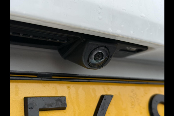 Ford Fiesta 1.0 EcoBoost Hybrid ST-Line X Navi,125pk,6 Bak,Carplay,Camera,Stoelverw,Stuurverw,Clima,Cruise,Pdc V+A,Lm velgen,N.A.P,Apk tot 04-2027