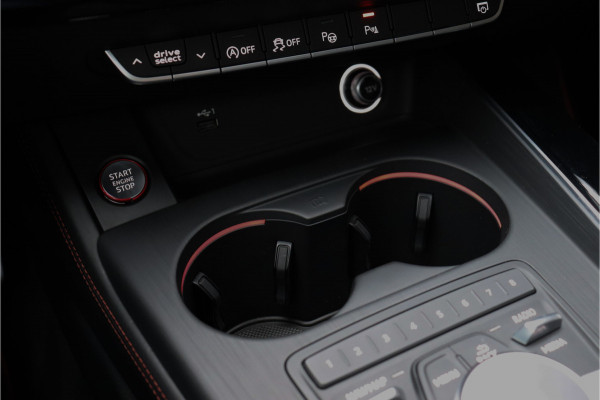 Audi RS4 Avant 2.9 Quattro **RS stoel Diamant/Pano/HUD/Massage/B&O**