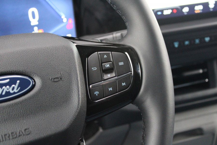 Ford E-Transit Cust. 320 L1H1 Limited 65 kWh 218pk - Trekhaak - Pro Power - Stoelverwarming - Carplay/Android - Camera - Rijklaar