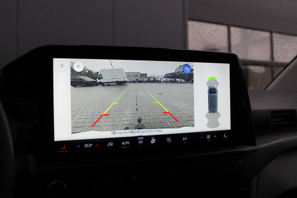 Ford E-Transit Cust. 320 L1H1 Limited 65 kWh 218pk - Trekhaak - Pro Power - Stoelverwarming - Carplay/Android - Camera - Rijklaar