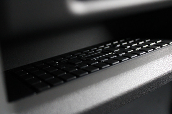 Ford E-Transit Cust. 320 L1H1 Limited 65 kWh 218pk - Trekhaak - Pro Power - Stoelverwarming - Carplay/Android - Camera - Rijklaar