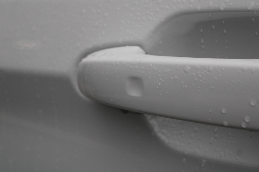 Ford E-Transit Cust. 320 L1H1 Limited 65 kWh 218pk - Trekhaak - Pro Power - Stoelverwarming - Carplay/Android - Camera - Rijklaar