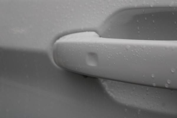 Ford E-Transit Cust. 320 L1H1 Limited 65 kWh 218pk - Trekhaak - Pro Power - Stoelverwarming - Carplay/Android - Camera - Rijklaar