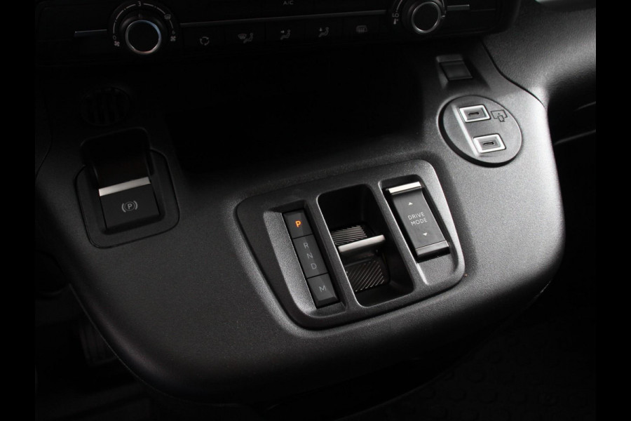 Opel Combo 1.5 BlueHDi 130 S&S L2 | Apple Carplay / Android Auto | Navigatie | Trekhaak | Airco | Camera | Cruise Control | Parkeersensoren V+A | DAB