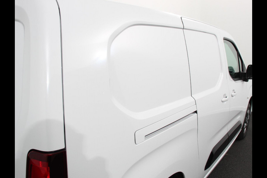 Opel Combo 1.5 BlueHDi 130 S&S L2 | Apple Carplay / Android Auto | Navigatie | Trekhaak | Airco | Camera | Cruise Control | Parkeersensoren V+A | DAB