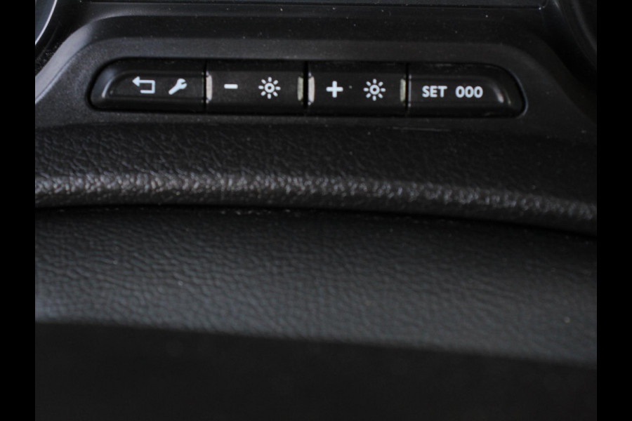 Opel Vivaro Combi 1.5 CDTI L3H1 9-Persoons | Climate control | Cruise control | Radio | Apple Carplay/ Android Auto