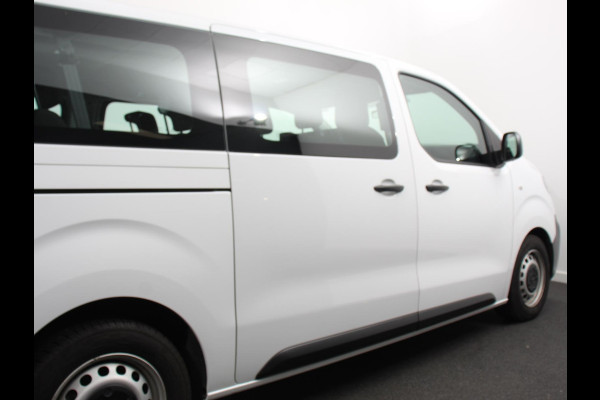 Opel Vivaro Combi 1.5 CDTI L3H1 9-Persoons | Climate control | Cruise control | Radio | Apple Carplay/ Android Auto