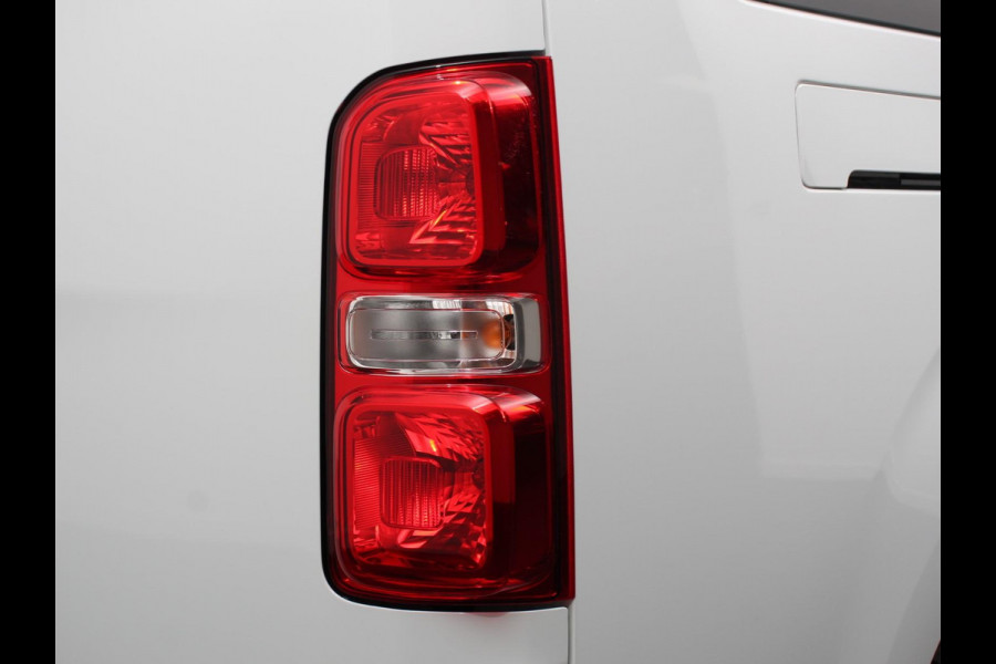 Opel Vivaro Combi 1.5 CDTI L3H1 9-Persoons | Climate control | Cruise control | Radio | Apple Carplay/ Android Auto