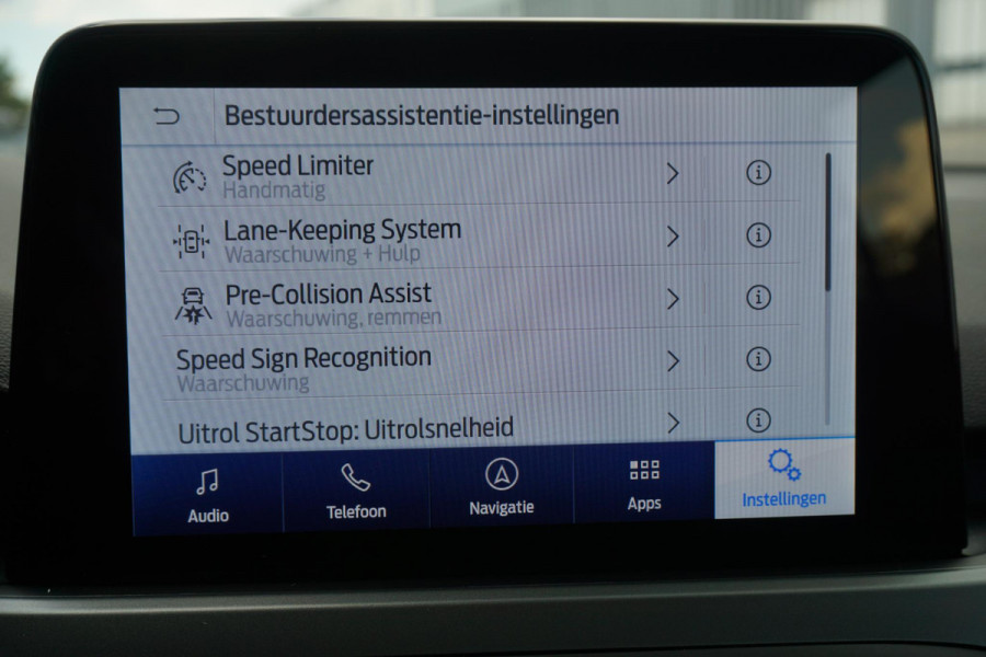 Ford FOCUS Wagon 1.0 EcoBoost 125PK Hybrid Connected/Comfortstoel/ Trekhaak afneembaar.