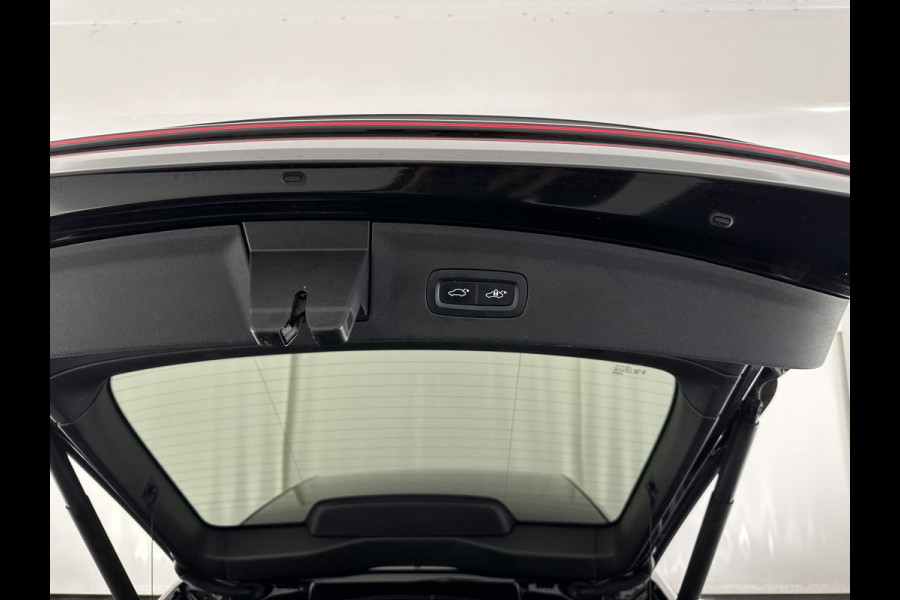 Polestar 2 Long Range Dual Motor Launch Edition 78kWh [ 3-Fase ] (INCL.BTW) *PANO | NAVI-FULLMAP | FULL-LED | ADAPTIVE-CRUISE | BLIND-SPOT | TOP-VIEW | KEYLESS | LANE-ASSIST | DIGI-COCKPIT | CARPLAY | DAB+ | HEATED-COMFORTSEATS | ECC | MEMORY-PACK | PDC |