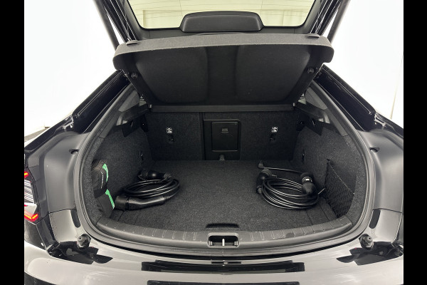 Polestar 2 Long Range Dual Motor Launch Edition 78kWh [ 3-Fase ] (INCL.BTW) *PANO | NAVI-FULLMAP | FULL-LED | ADAPTIVE-CRUISE | BLIND-SPOT | TOP-VIEW | KEYLESS | LANE-ASSIST | DIGI-COCKPIT | CARPLAY | DAB+ | HEATED-COMFORTSEATS | ECC | MEMORY-PACK | PDC |