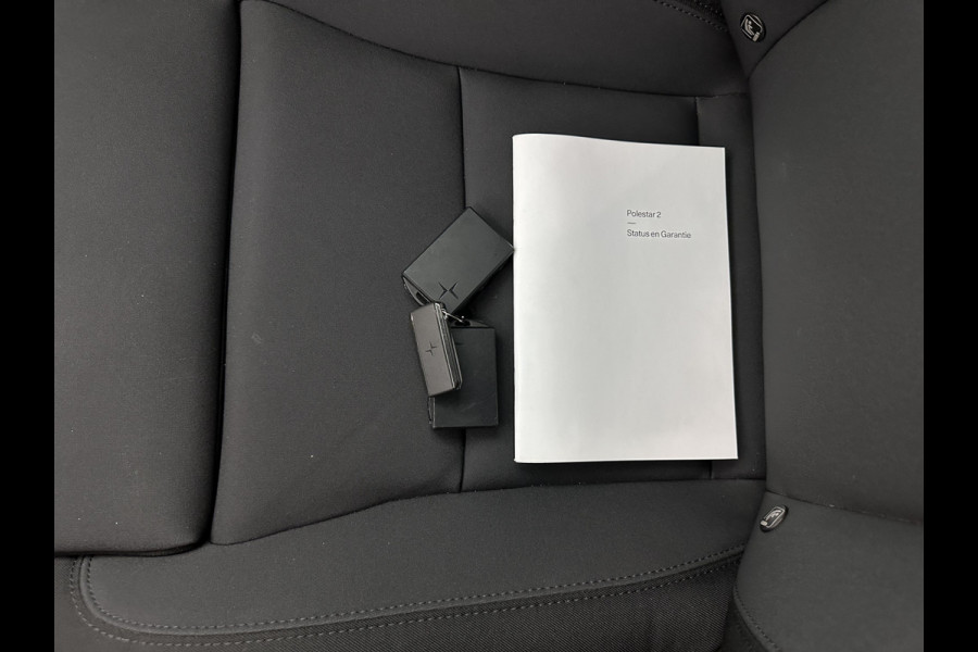 Polestar 2 Long Range Dual Motor Launch Edition 78kWh [ 3-Fase ] (INCL.BTW) *PANO | NAVI-FULLMAP | FULL-LED | ADAPTIVE-CRUISE | BLIND-SPOT | TOP-VIEW | KEYLESS | LANE-ASSIST | DIGI-COCKPIT | CARPLAY | DAB+ | HEATED-COMFORTSEATS | ECC | MEMORY-PACK | PDC |