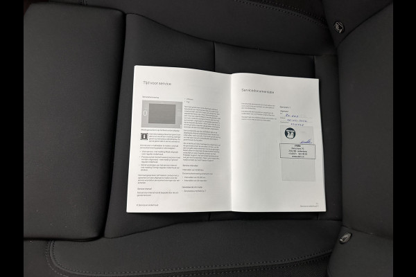 Polestar 2 Long Range Dual Motor Launch Edition 78kWh [ 3-Fase ] (INCL.BTW) *PANO | NAVI-FULLMAP | FULL-LED | ADAPTIVE-CRUISE | BLIND-SPOT | TOP-VIEW | KEYLESS | LANE-ASSIST | DIGI-COCKPIT | CARPLAY | DAB+ | HEATED-COMFORTSEATS | ECC | MEMORY-PACK | PDC |