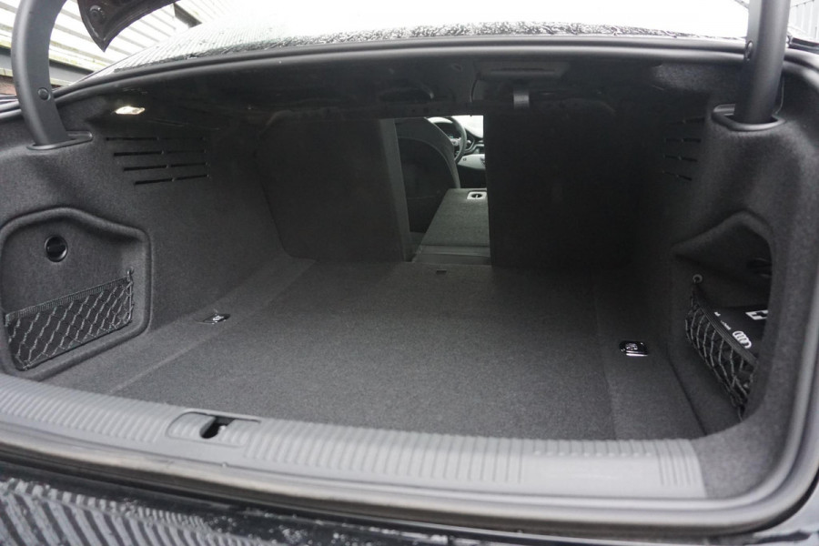 Audi A4 Limousine 35 TFSI 150PK Virtual Cockpit/Sportstoelen/ Origineel Nederlands/1e Eigenaar.