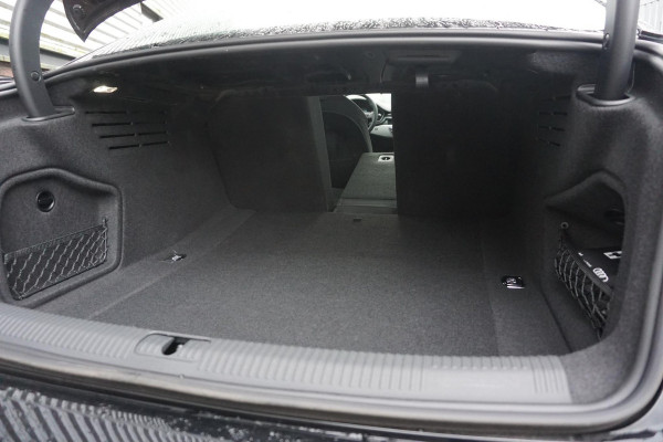 Audi A4 Limousine 35 TFSI 150PK Virtual Cockpit/Sportstoelen/ Origineel Nederlands/1e Eigenaar.