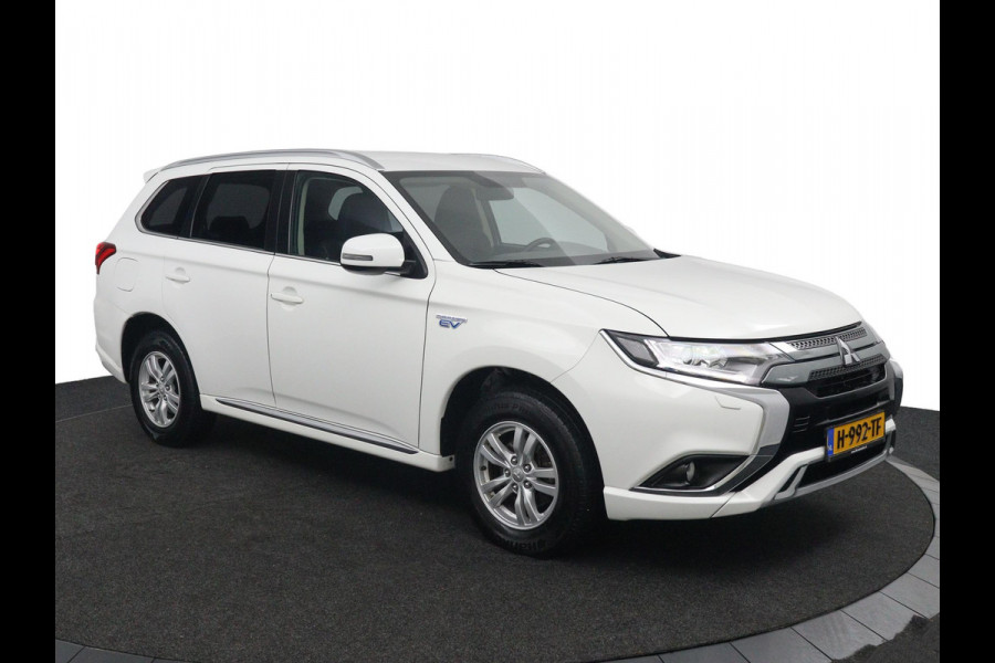 Mitsubishi Outlander 2.4 PHEV Pure*AUTOM.*ECC*CRUISE*NAVI*CAM*TEL*