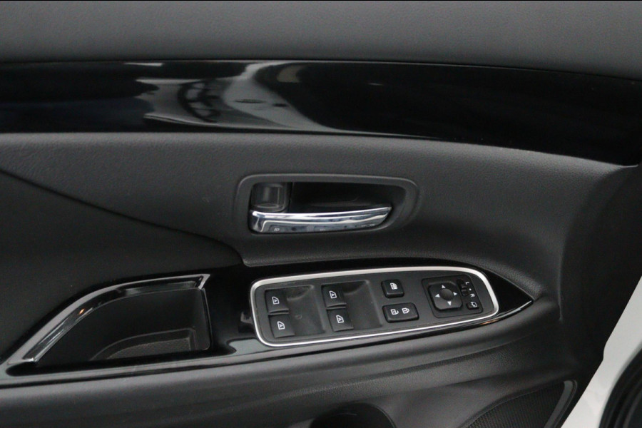 Mitsubishi Outlander 2.4 PHEV Pure*AUTOM.*ECC*CRUISE*NAVI*CAM*TEL*