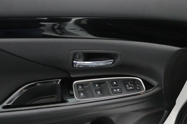 Mitsubishi Outlander 2.4 PHEV Pure*AUTOM.*ECC*CRUISE*NAVI*CAM*TEL*