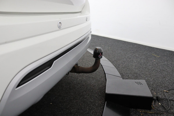 Mitsubishi Outlander 2.4 PHEV Pure*AUTOM.*ECC*CRUISE*NAVI*CAM*TEL*